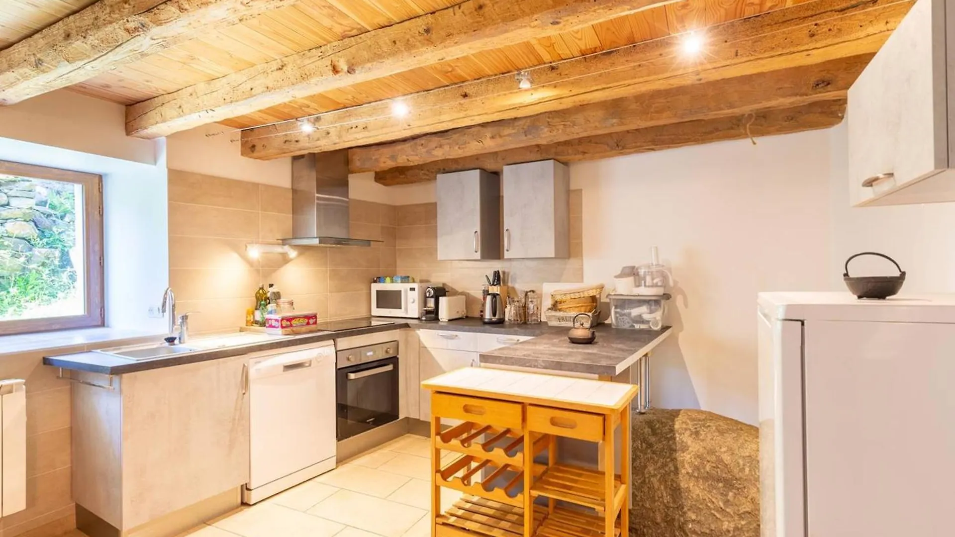 Holiday home Grange Renovee 5 Pers Avec Wifi Pres De Loudenvielle - Ideal Teletravail Et Randonnees - Fr-1-695-53 Avajan
